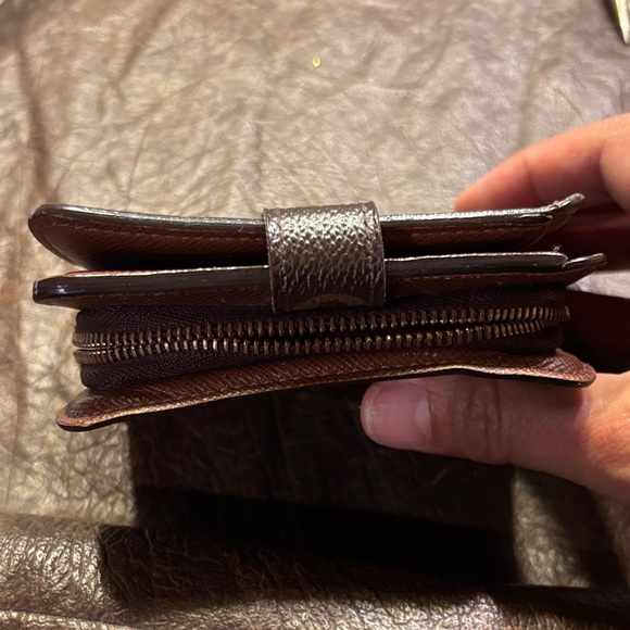 Louis Vuitton Brown and Gold Monogram Compact Snap Wallet - Picture 4 of 10